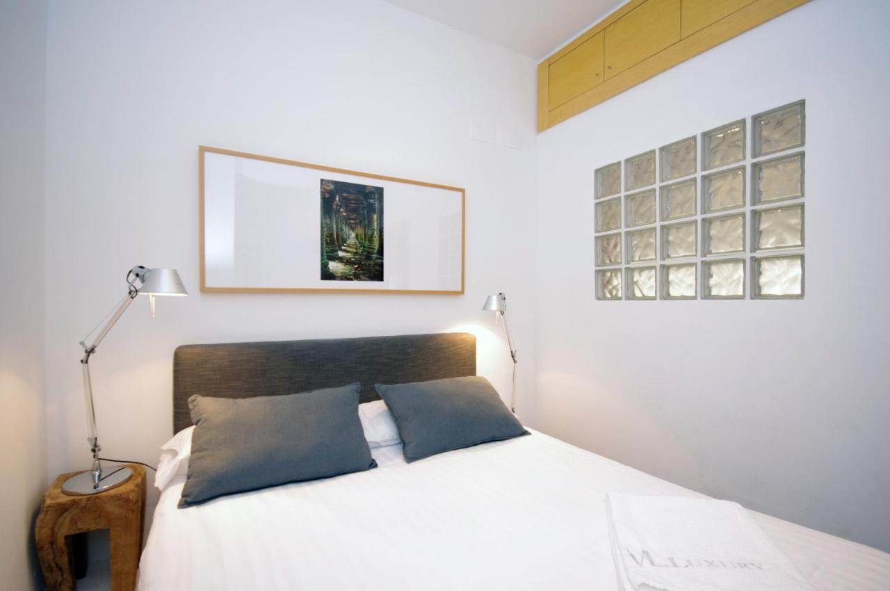Vivaldi Penthouse Ayuntamiento Apartment บาเลนเซีย ภายนอก รูปภาพ