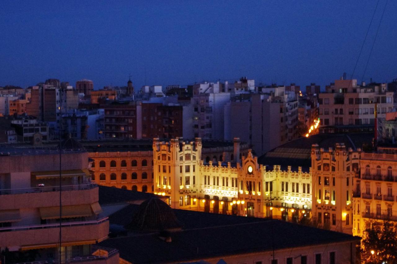 Vivaldi Penthouse Ayuntamiento Apartment บาเลนเซีย ภายนอก รูปภาพ